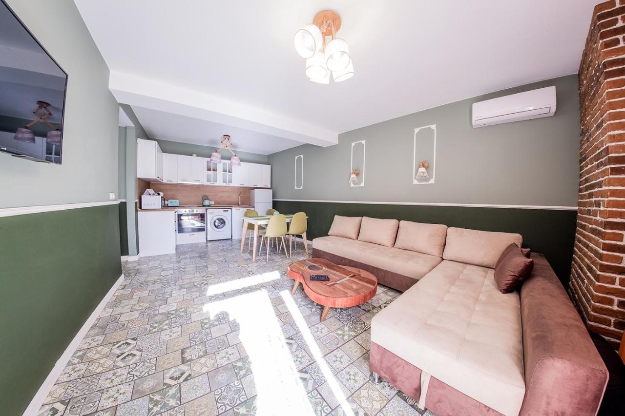 Sofia Rococo Life Apartments Экстерьер фото