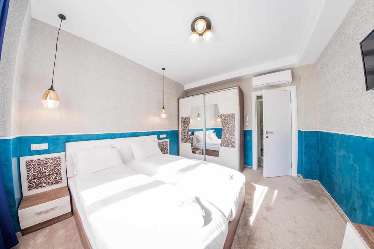Sofia Rococo Life Apartments Экстерьер фото