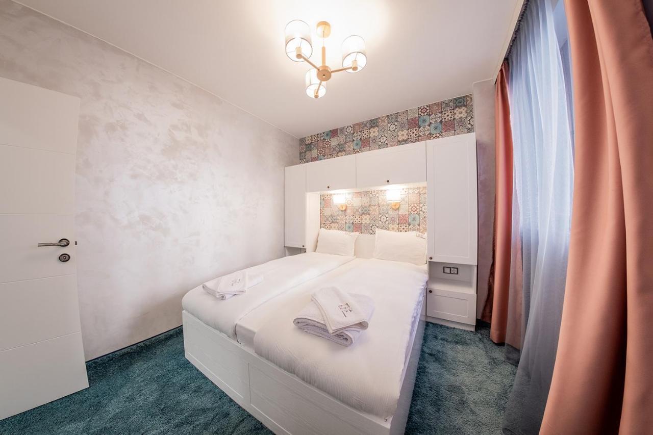 Sofia Rococo Life Apartments Экстерьер фото